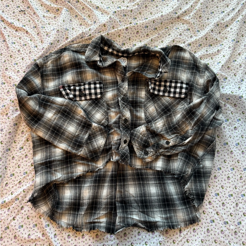 BDG Black and White Plaid Button Down Cropped Flannel